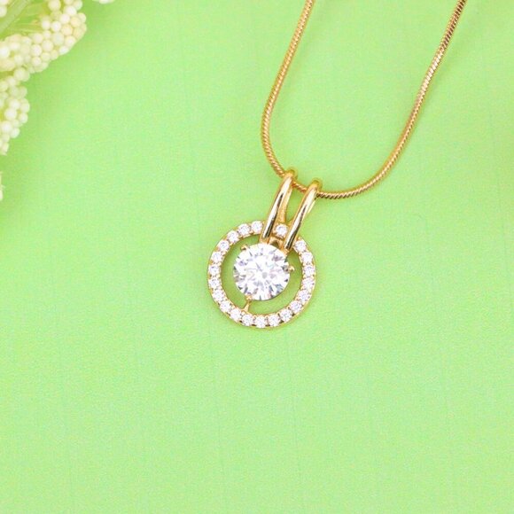 "Brilliant White Center Stone Pendant with Elegant Crystal Halo Design, XPPT1709 - Picture 3 of 13